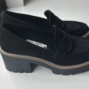 Dolce Vita Black Suede Loafer Size 8